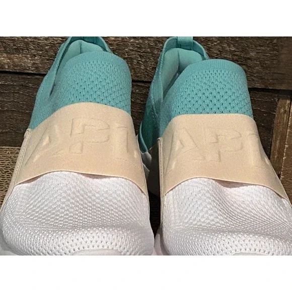 New APL Athletic Propulsion Labs WOMEN'S TECHLOOM BLISS Mint Beach White 9 - Picture 3 of 8